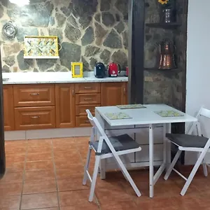 Casa Del Limonero , Guaro España